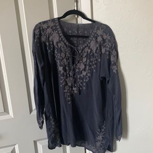 Johnny Was size size Large.  Style C20618-7. Ask any questions open to offers.